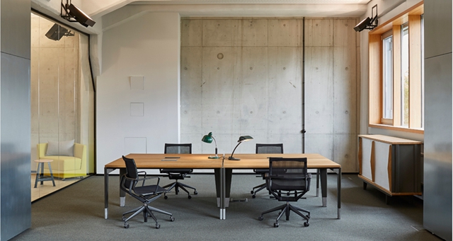 簡約風(fēng)辦公室裝修設(shè)計(jì),現(xiàn)代辦公裝修風(fēng)格,廣州裝飾公司,海博裝飾.jpg